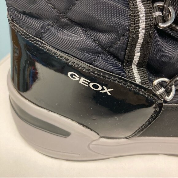 GEOX Sz 37 Sherpa Type Lined Moon Quilted Adjustable Elastic Laces Boots - Picture 4 of 12